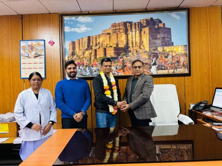 मुख्य फार्मासिस्ट विक्रम लुहार को मिलेगा विशिष्ट रेल सेवा पुरस्कार